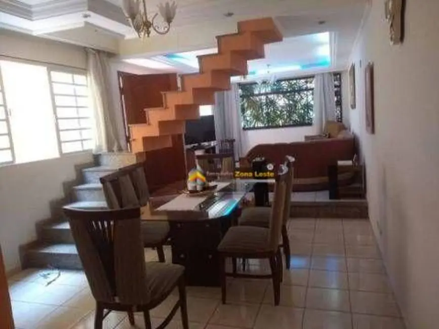 Foto 1 de Sobrado com 3 quartos à venda, 184m2 em Cidade Patriarca, São Paulo - SP