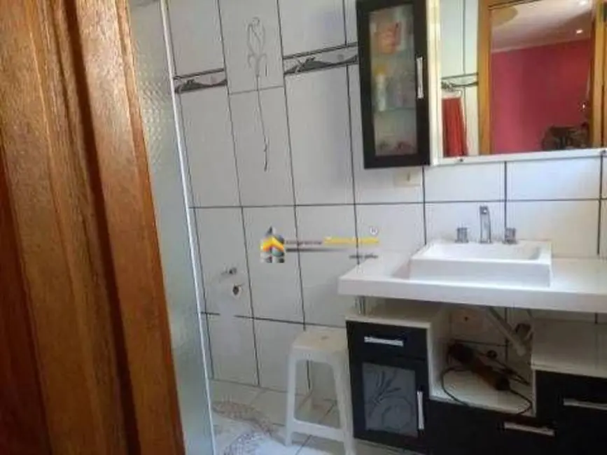 Sobrado com 3 quartos à venda, 184m2 em Cidade Patriarca, São Paulo - SP - imagem 8 Foto 8 de Sobrado com 3 quartos à venda, 184m2 em Cidade Patriarca, São Paulo - SP