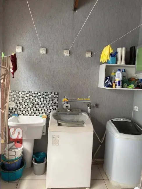 Foto 9 de Sobrado com 4 quartos à venda, 220m2 em Vila Constança, São Paulo - SP