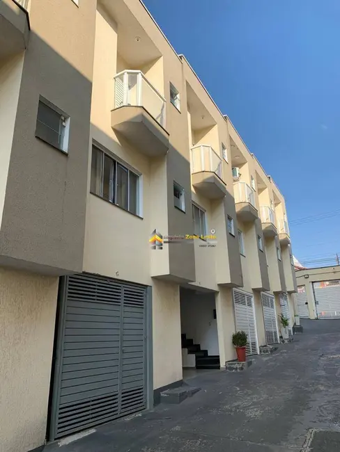 Sobrado com 3 quartos à venda, 122m2 em Vila Buenos Aires, São Paulo - SP - imagem 3 Foto 3 de Sobrado com 3 quartos à venda, 122m2 em Vila Buenos Aires, São Paulo - SP