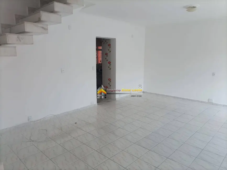 Foto 3 de Sobrado com 3 quartos para alugar, 250m2 em Vila Costa Melo, São Paulo - SP