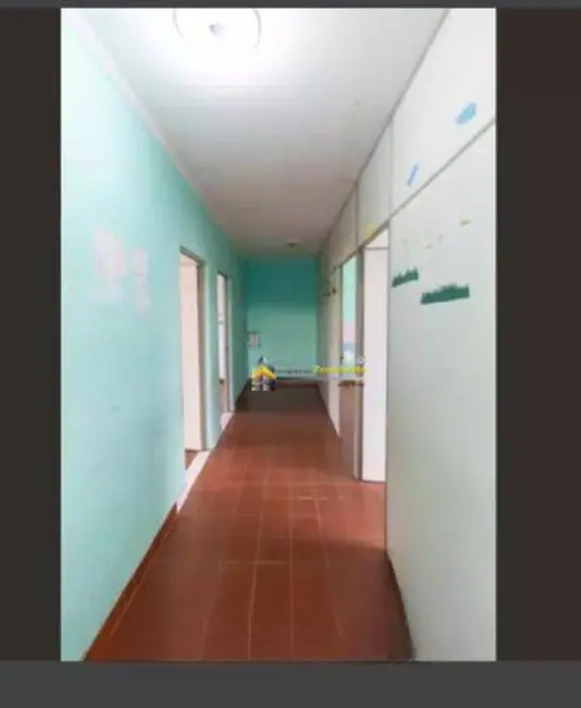 Sobrado com 6 quartos à venda, 420m2 em Vila União (Zona Leste), São Paulo - SP - imagem 9 Foto 9 de Sobrado com 6 quartos à venda, 420m2 em Vila União (Zona Leste), São Paulo - SP