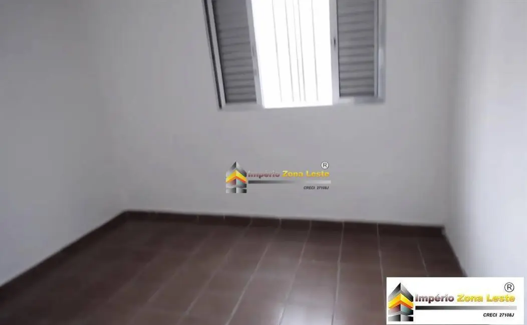 Foto 6 de Casa com 3 quartos para alugar, 220m2 em Vila Carmosina, São Paulo - SP