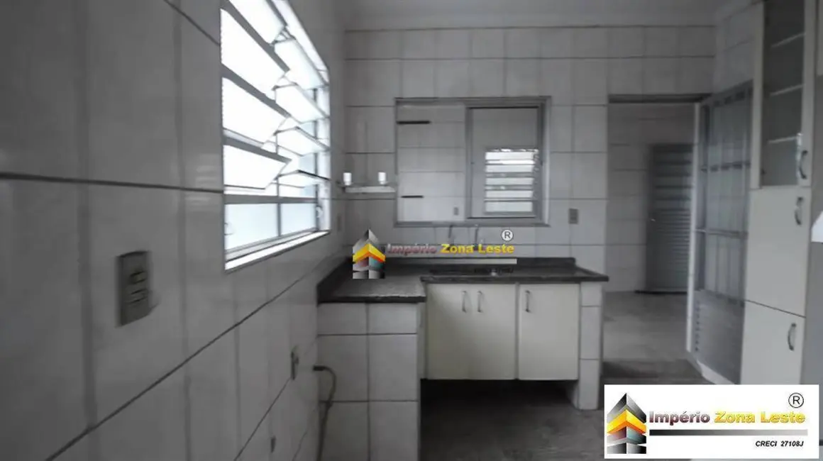 Foto 9 de Casa com 3 quartos para alugar, 220m2 em Vila Carmosina, São Paulo - SP