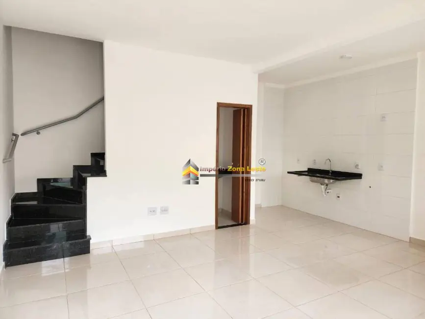 Sobrado com 2 quartos à venda, 68m2 em Cidade Líder, São Paulo - SP - imagem 3 Foto 3 de Sobrado com 2 quartos à venda, 68m2 em Cidade Líder, São Paulo - SP