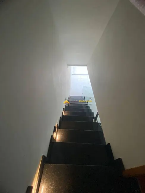 Sobrado com 3 quartos à venda, 125m2 em Vila Granada, São Paulo - SP - imagem 9 Foto 9 de Sobrado com 3 quartos à venda, 125m2 em Vila Granada, São Paulo - SP