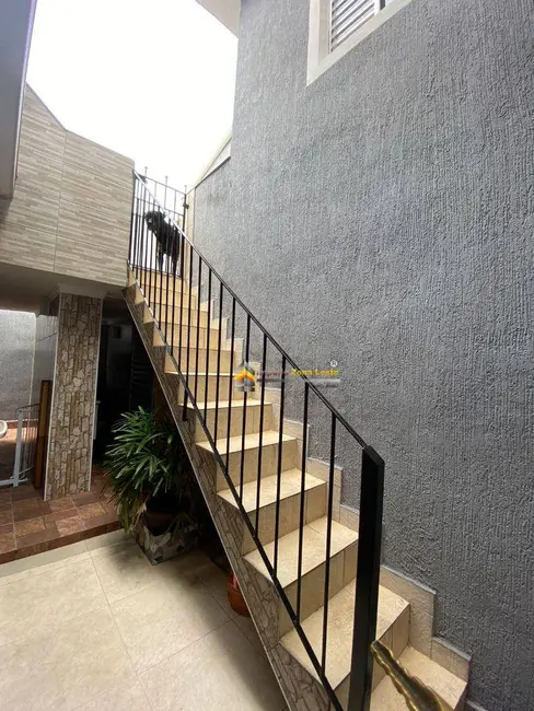 Foto 6 de Sobrado com 3 quartos à venda, 250m2 em Jardim Hercilia, São Paulo - SP