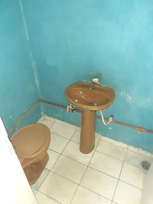 Sala Comercial para alugar, 35m2 em Vila Carmosina, São Paulo - SP - imagem 8 Foto 8 de Sala Comercial para alugar, 35m2 em Vila Carmosina, São Paulo - SP