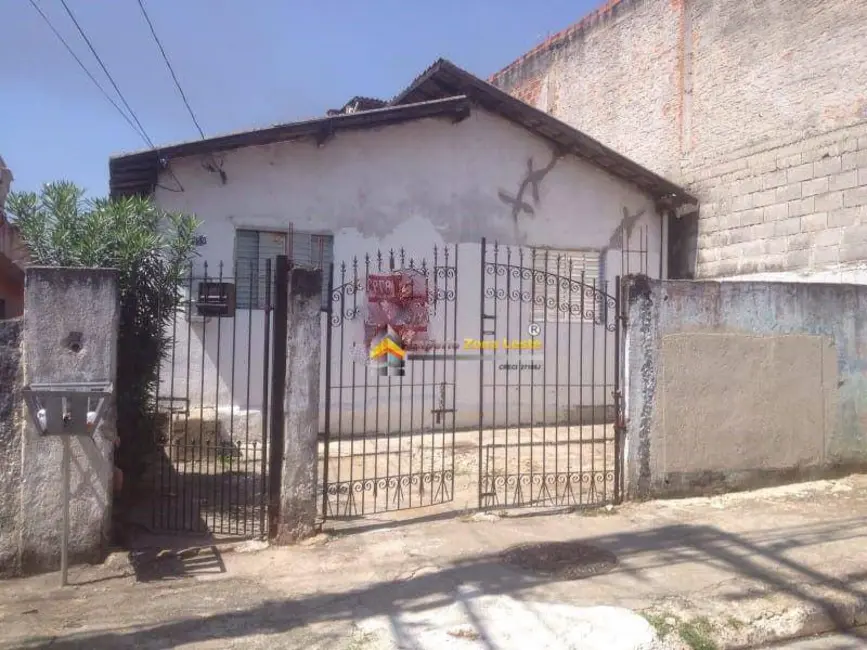 Foto 2 de Terreno / Lote à venda, 228m2 em Vila Santa Teresinha, São Paulo - SP