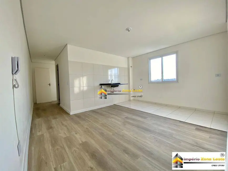 Foto 3 de Apartamento com 2 quartos à venda, 51m2 em Vila Carmosina, São Paulo - SP