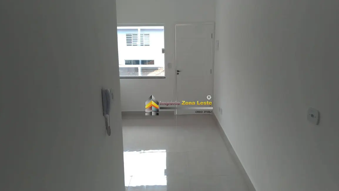 Foto 2 de Apartamento com 2 quartos à venda, 34m2 em Vila Dalila, São Paulo - SP