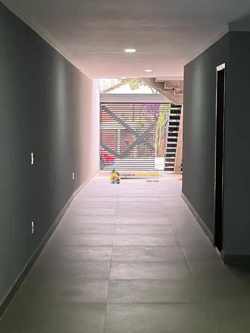 Foto 3 de Sobrado com 3 quartos à venda, 240m2 em Jardim Textil, São Paulo - SP