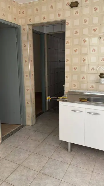 Apartamento com 2 quartos para alugar, 58m2 em Conjunto Habitacional Padre José de Anchieta, São Paulo - SP - imagem 4 Foto 4 de Apartamento com 2 quartos para alugar, 58m2 em Conjunto Habitacional Padre José de Anchieta, São Paulo - SP