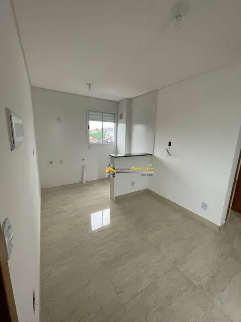 Foto 1 de Kitnet com 1 quarto à venda, 30m2 em Parque das Paineiras, São Paulo - SP