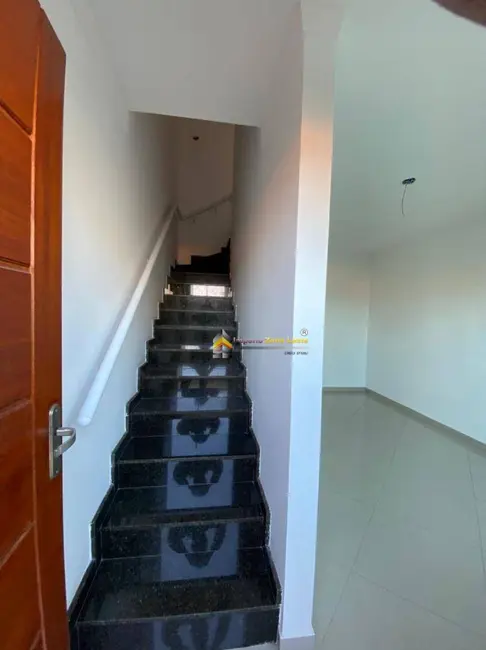 Foto 2 de Sobrado com 2 quartos à venda, 60m2 em Vila Carlos de Campos, São Paulo - SP
