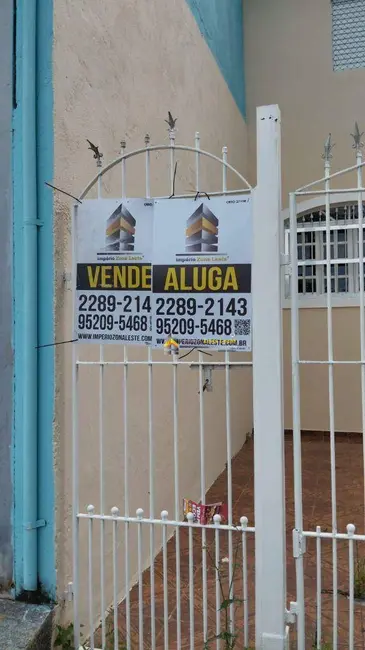 Sobrado com 2 quartos à venda, 130m2 em Vila Carmosina, São Paulo - SP - imagem 2 Foto 2 de Sobrado com 2 quartos à venda, 130m2 em Vila Carmosina, São Paulo - SP