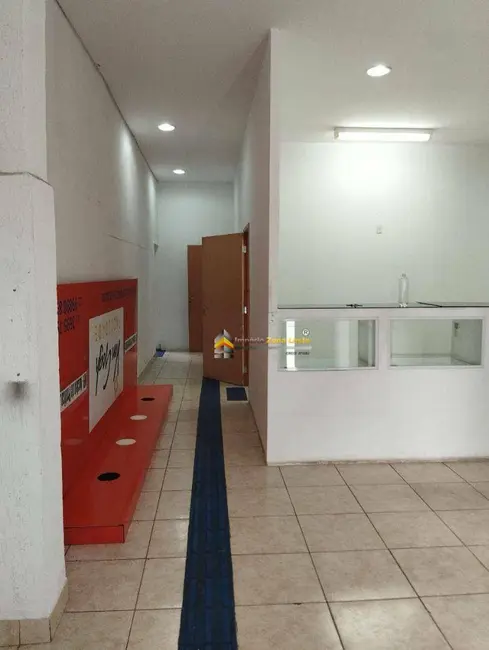 Sala Comercial para alugar, 66m2 em Vila Talarico, São Paulo - SP - imagem 4 Foto 4 de Sala Comercial para alugar, 66m2 em Vila Talarico, São Paulo - SP