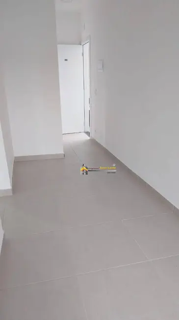 Foto 3 de Apartamento com 2 quartos para alugar, 42m2 em Vila Dalila, São Paulo - SP