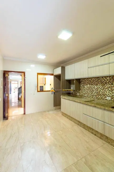 Sobrado com 3 quartos à venda, 117m2 em Jardim Popular, São Paulo - SP - imagem 8 Foto 8 de Sobrado com 3 quartos à venda, 117m2 em Jardim Popular, São Paulo - SP