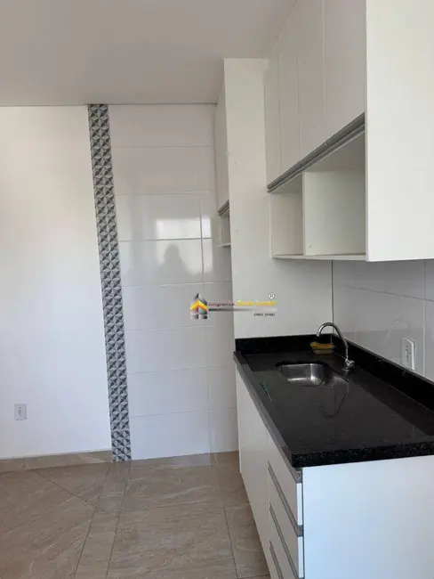 Kitnet com 1 quarto para alugar, 40m2 em Penha de França, São Paulo - SP - imagem 2 Foto 2 de Kitnet com 1 quarto para alugar, 40m2 em Penha de França, São Paulo - SP