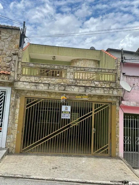 Foto 1 de Sobrado com 3 quartos para alugar, 100m2 em Jardim Eliane, São Paulo - SP