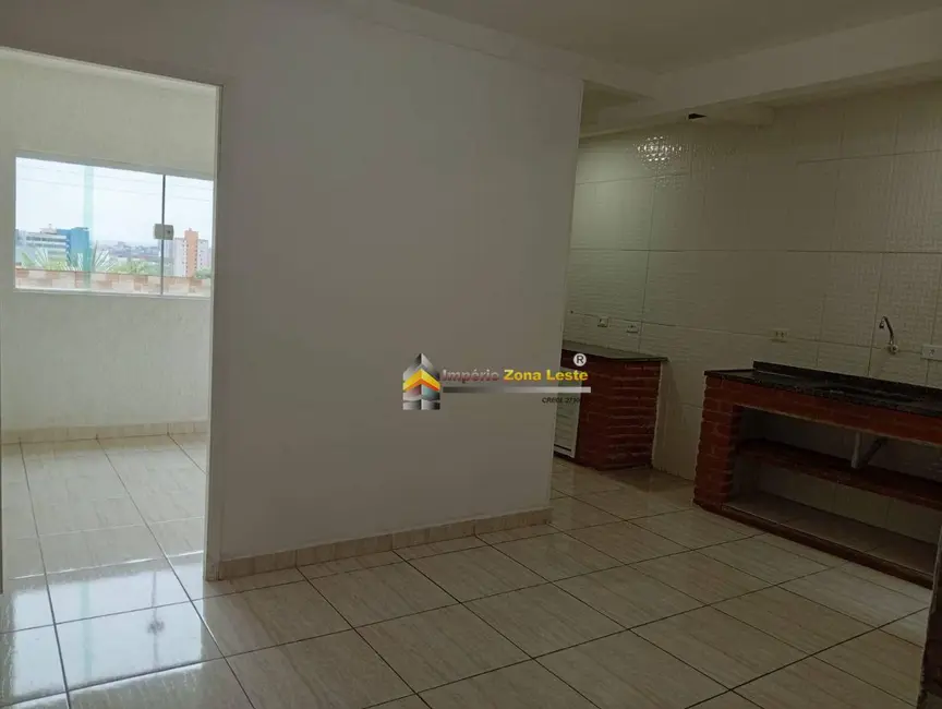 Foto 9 de Casa com 2 quartos para alugar, 120m2 em Vila Carmosina, São Paulo - SP