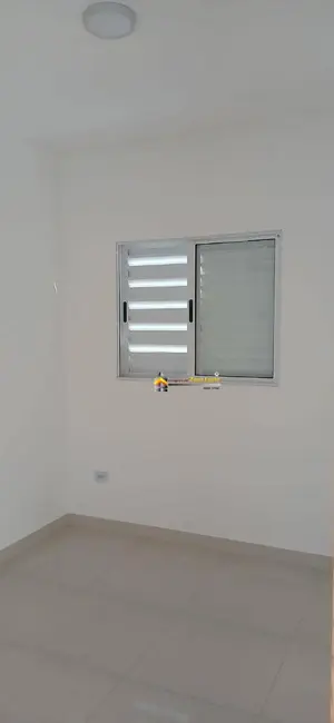 Foto 5 de Apartamento com 2 quartos para alugar, 44m2 em Jardim Eliane, São Paulo - SP