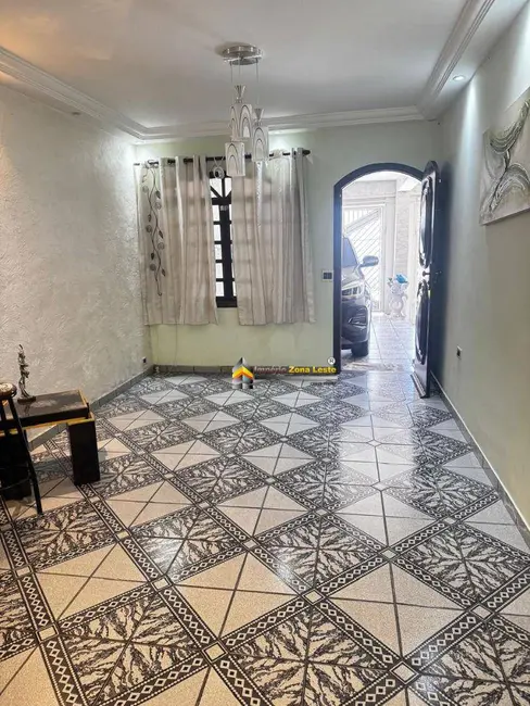 Sobrado com 3 quartos à venda, 300m2 em Vila Ré, São Paulo - SP - imagem 5 Foto 5 de Sobrado com 3 quartos à venda, 300m2 em Vila Ré, São Paulo - SP