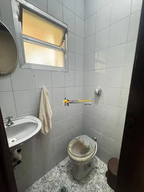 Sobrado com 3 quartos à venda, 300m2 em Vila Ré, São Paulo - SP - imagem 8 Foto 8 de Sobrado com 3 quartos à venda, 300m2 em Vila Ré, São Paulo - SP