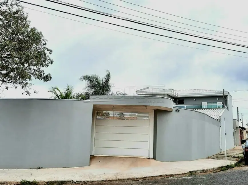 Foto 1 de Sobrado com 2 quartos à venda, 150m2 em Sao Carlos - SP