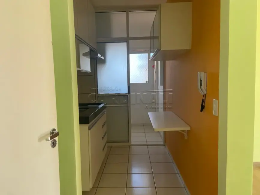 Foto 2 de Apartamento com 3 quartos à venda, 65m2 em Sao Carlos - SP