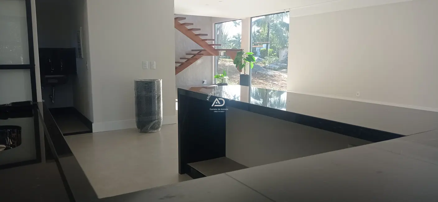 Foto 9 de Casa de Condomínio com 4 quartos à venda, 312m2 em Iriri, Anchieta - ES