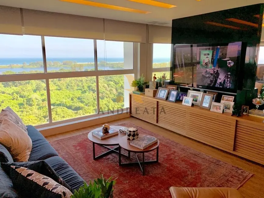 Apartamento com 4 quartos à venda, 249m2 em Barra da Tijuca, Rio De Janeiro - RJ - imagem 9 Foto 9 de Apartamento com 4 quartos à venda, 249m2 em Barra da Tijuca, Rio De Janeiro - RJ