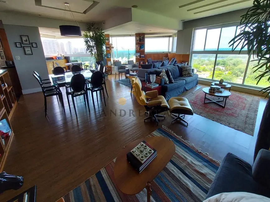 Apartamento com 4 quartos à venda, 249m2 em Barra da Tijuca, Rio De Janeiro - RJ - imagem 1 Foto 1 de Apartamento com 4 quartos à venda, 249m2 em Barra da Tijuca, Rio De Janeiro - RJ