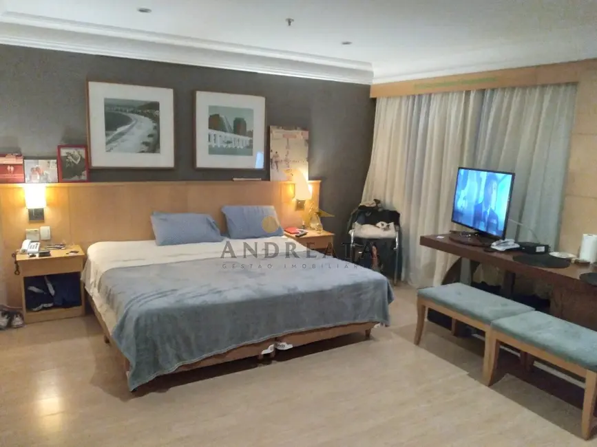 Foto 4 de Apartamento com 2 quartos à venda, 65m2 em Barra da Tijuca, Rio De Janeiro - RJ