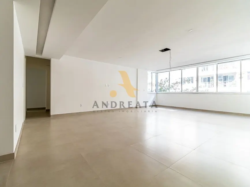 Foto 1 de Apartamento com 4 quartos à venda, 155m2 em Lagoa, Rio De Janeiro - RJ