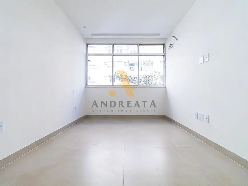 Apartamento com 4 quartos à venda, 155m2 em Lagoa, Rio De Janeiro - RJ - imagem 9 Foto 9 de Apartamento com 4 quartos à venda, 155m2 em Lagoa, Rio De Janeiro - RJ