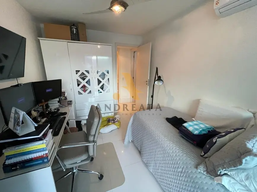 Apartamento com 3 quartos à venda, 156m2 em Jardim Botânico, Rio De Janeiro - RJ - imagem 9 Foto 9 de Apartamento com 3 quartos à venda, 156m2 em Jardim Botânico, Rio De Janeiro - RJ