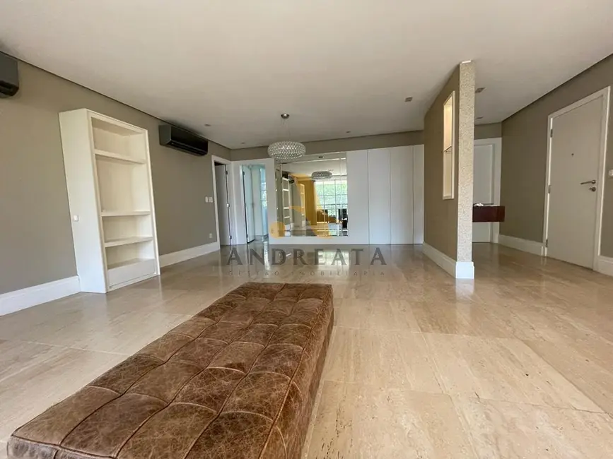 Apartamento com 4 quartos à venda e para alugar, 220m2 em Botafogo, Rio De Janeiro - RJ - imagem 6 Foto 6 de Apartamento com 4 quartos à venda e para alugar, 220m2 em Botafogo, Rio De Janeiro - RJ