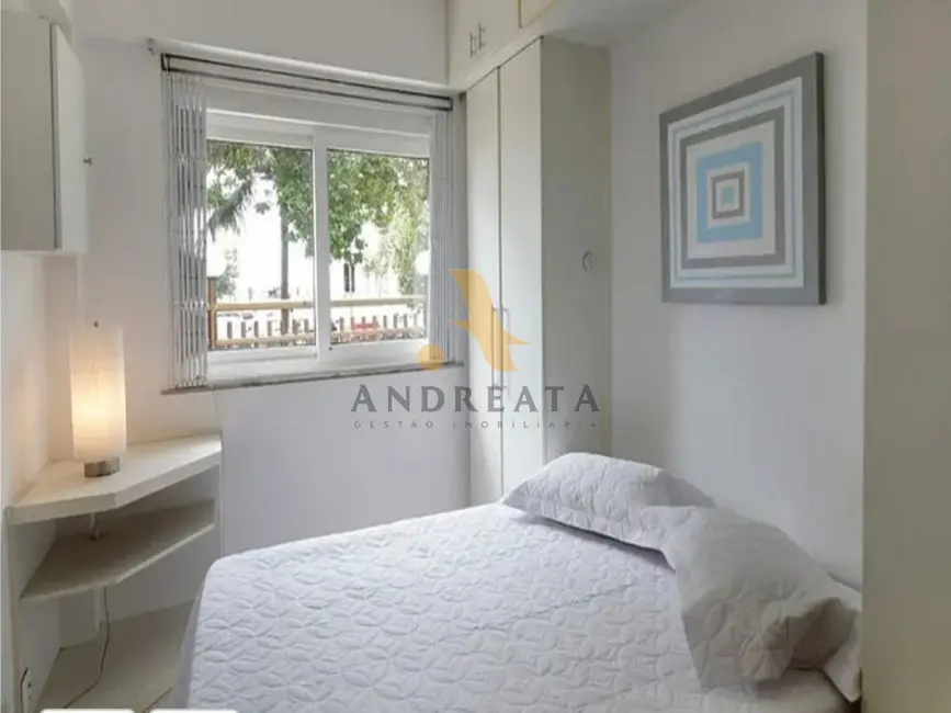 Foto 4 de Apartamento com 1 quarto à venda, 42m2 em Copacabana, Rio De Janeiro - RJ