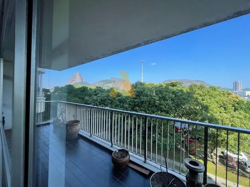 Apartamento com 4 quartos à venda, 330m2 em Flamengo, Rio De Janeiro - RJ - imagem 6 Foto 6 de Apartamento com 4 quartos à venda, 330m2 em Flamengo, Rio De Janeiro - RJ