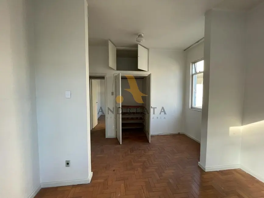 Apartamento com 2 quartos à venda, 90m2 em Botafogo, Rio De Janeiro - RJ - imagem 9 Foto 9 de Apartamento com 2 quartos à venda, 90m2 em Botafogo, Rio De Janeiro - RJ