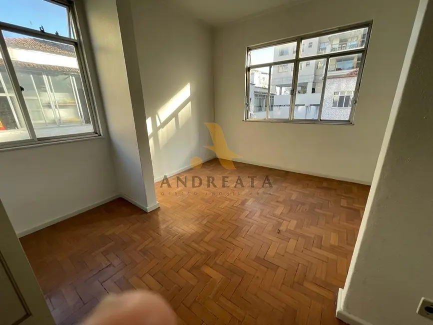 Apartamento com 2 quartos à venda, 90m2 em Botafogo, Rio De Janeiro - RJ - imagem 6 Foto 6 de Apartamento com 2 quartos à venda, 90m2 em Botafogo, Rio De Janeiro - RJ