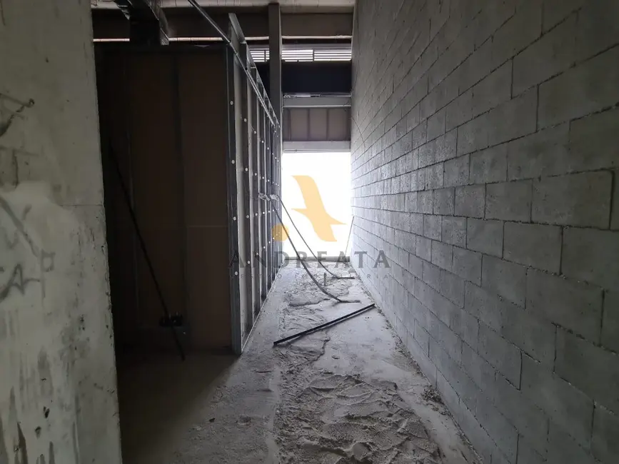 Loja para alugar, 195m2 em Barra da Tijuca, Rio De Janeiro - RJ - imagem 5 Foto 5 de Loja para alugar, 195m2 em Barra da Tijuca, Rio De Janeiro - RJ