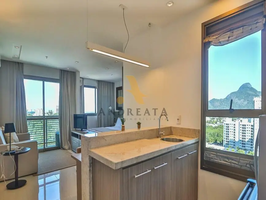 Foto 3 de Apartamento com 1 quarto à venda, 36m2 em Jacarepaguá, Rio De Janeiro - RJ