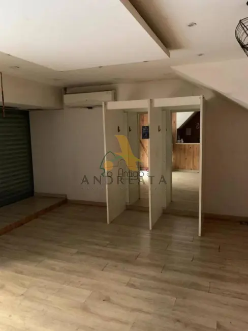 Loja para alugar, 96m2 em Centro, Rio De Janeiro - RJ - imagem 6 Foto 6 de Loja para alugar, 96m2 em Centro, Rio De Janeiro - RJ