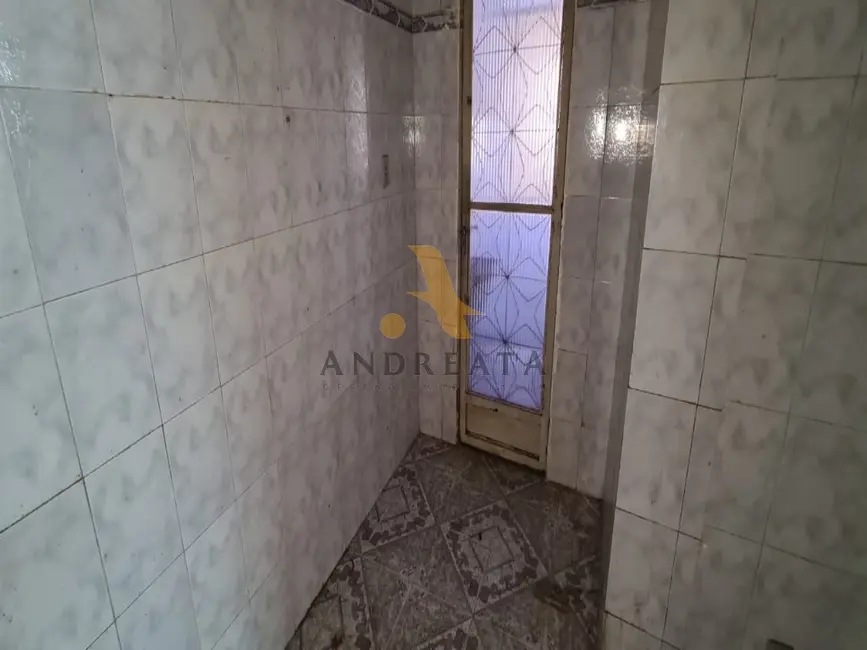 Casa com 2 quartos à venda, 60m2 em Madureira, Rio De Janeiro - RJ - imagem 8 Foto 8 de Casa com 2 quartos à venda, 60m2 em Madureira, Rio De Janeiro - RJ