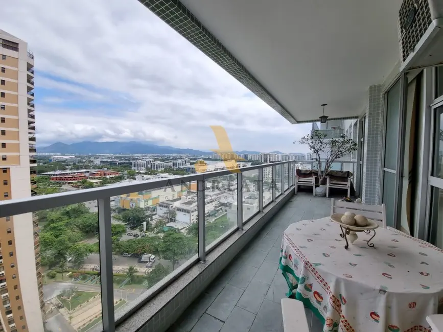 Foto 2 de Apartamento com 2 quartos à venda, 88m2 em Barra da Tijuca, Rio De Janeiro - RJ