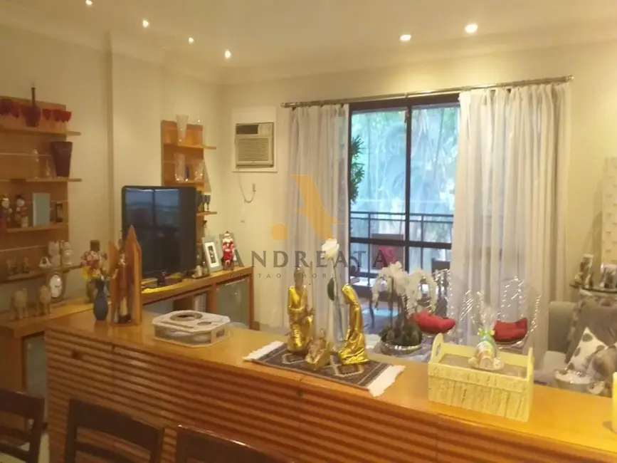 Apartamento com 3 quartos à venda, 189m2 em Barra da Tijuca, Rio De Janeiro - RJ - imagem 8 Foto 8 de Apartamento com 3 quartos à venda, 189m2 em Barra da Tijuca, Rio De Janeiro - RJ
