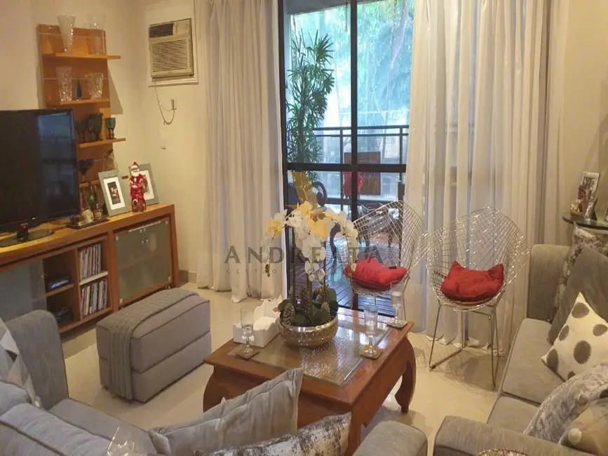 Apartamento com 3 quartos à venda, 189m2 em Barra da Tijuca, Rio De Janeiro - RJ - imagem 6 Foto 6 de Apartamento com 3 quartos à venda, 189m2 em Barra da Tijuca, Rio De Janeiro - RJ